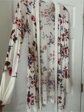 Magic Fit Floral Cream Pink Blue Cardigan